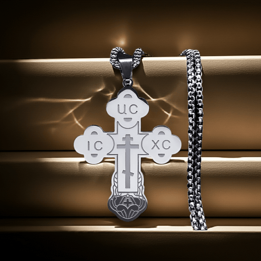 Orthodoxes Kreuz (4,5 × 3,4 cm) mit Edelstahlkette - svetazvezda