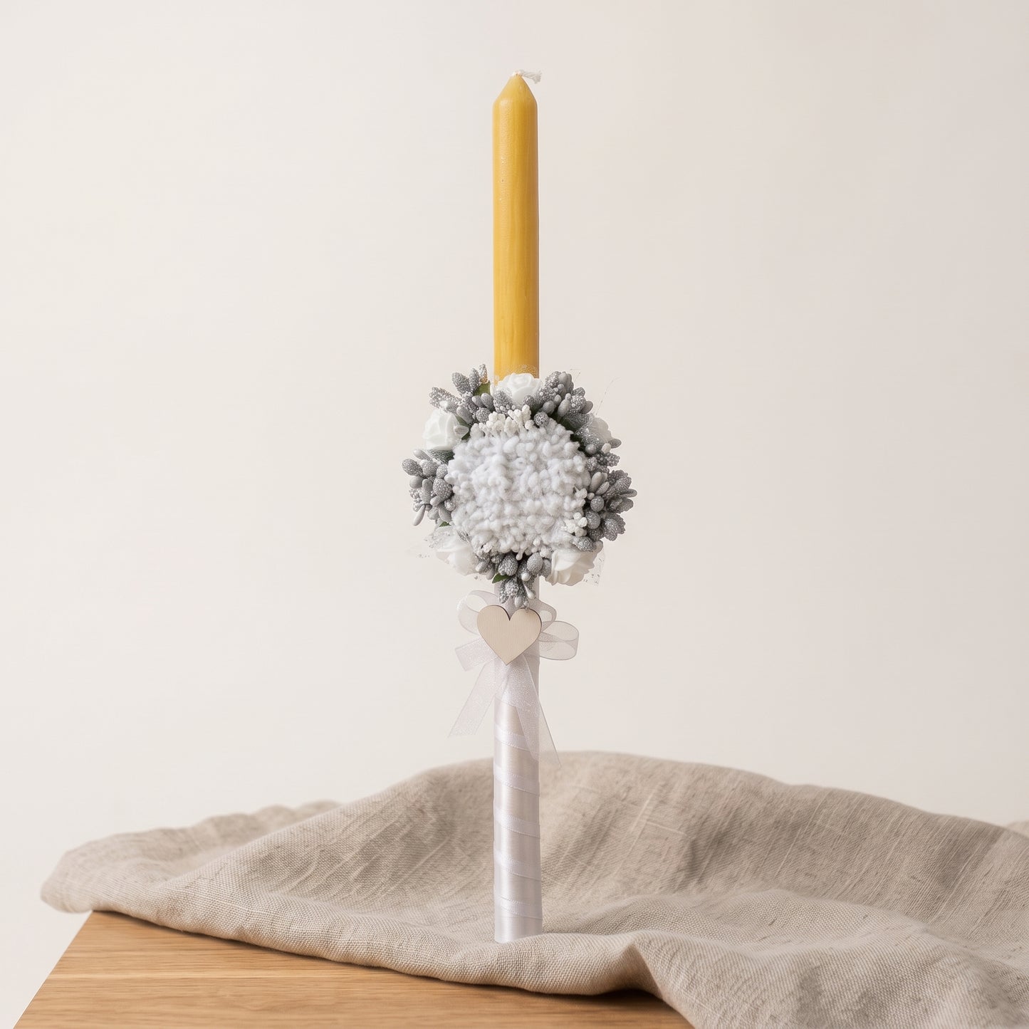 Hochzeits- und Taufkerze mit Blumengesteck 38 cm
