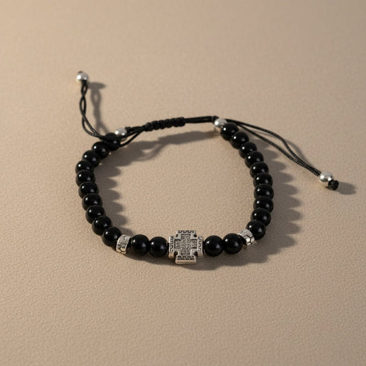 Brojanica mit schwarzen Perlen und graviertem Kreuz - svetazvezda
