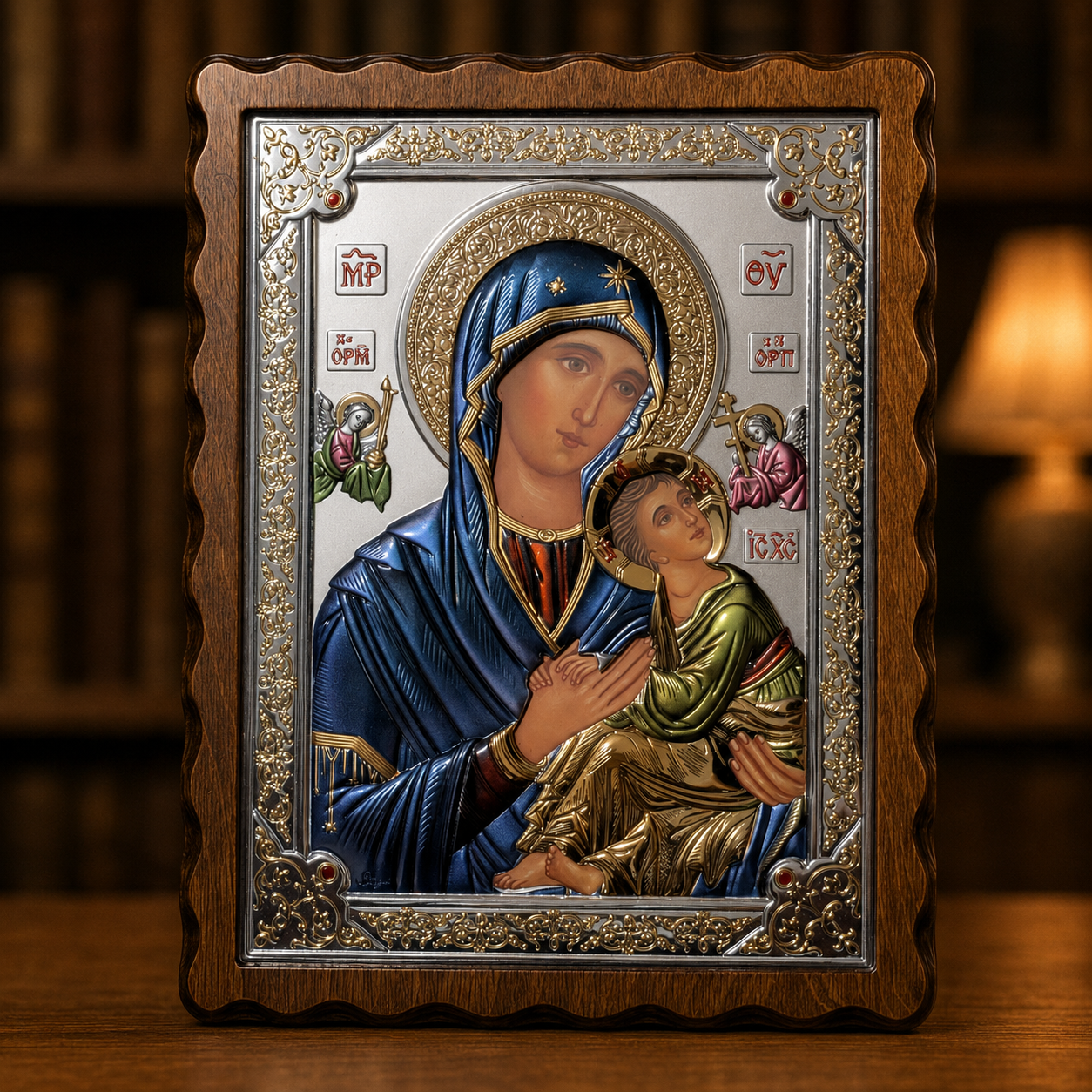 Kolorierte orthodoxe Ikone der Gottesmutter der immerwährenden Hilfe mit Jesuskind im Holzrahmen