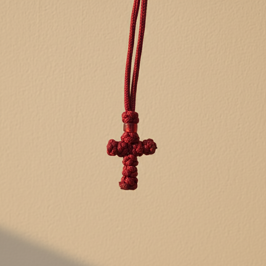 Orthodoxes Kreuz aus Kordel für das Auto (4 × 2,2 cm) - svetazvezda