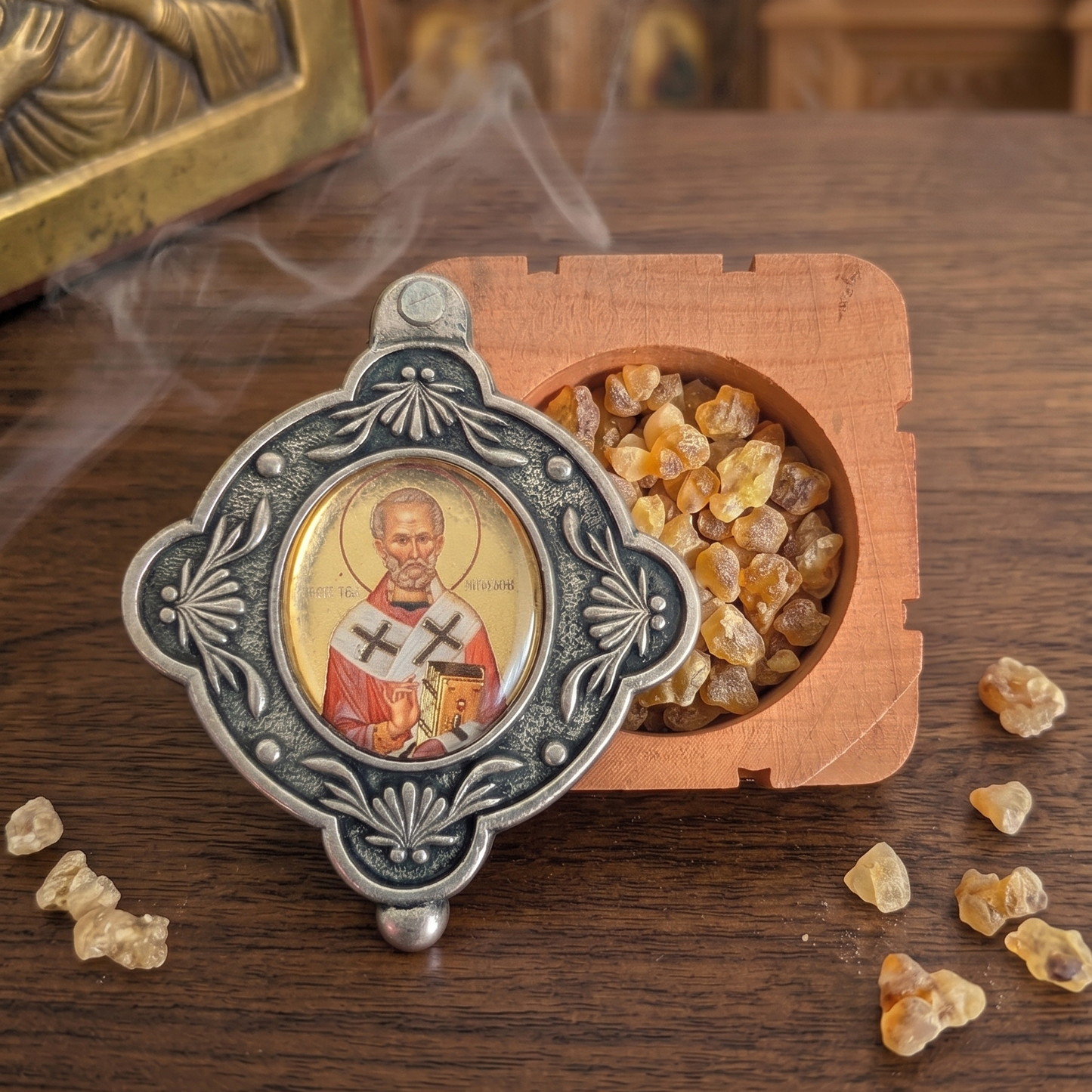 Serbisch-orthodoxer Weihrauchbehälter aus Holz und Metall